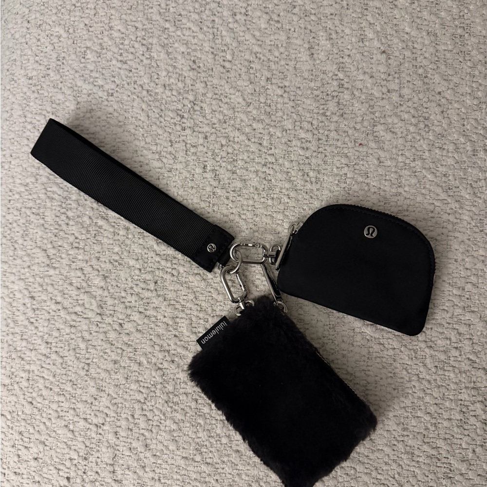 lululemon athletica Black Key & Card Holder Set